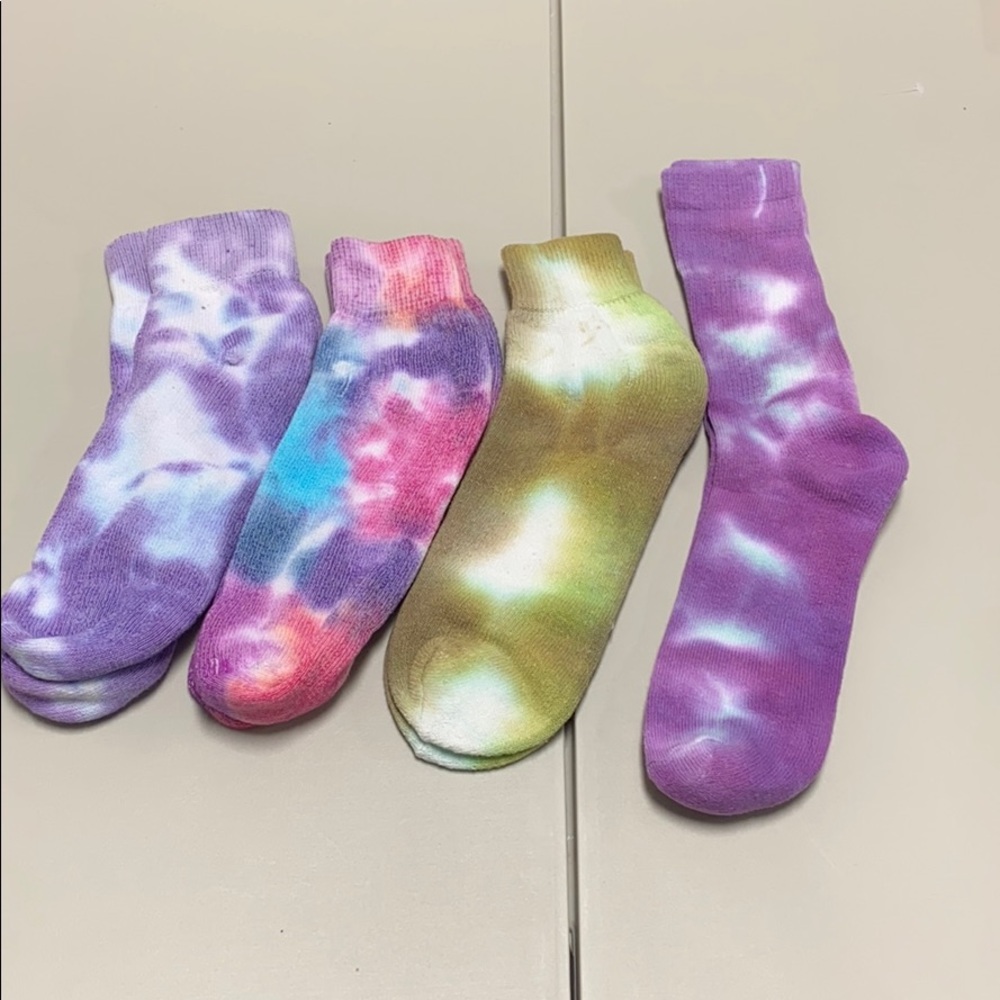 NWOT 4 Pair Men’s Custom Tie Dye Ankle Socks